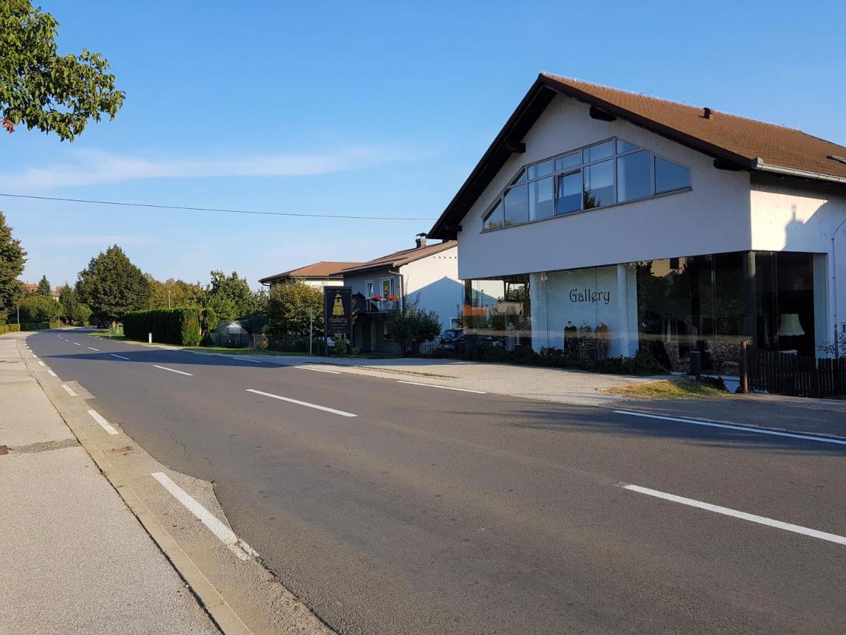 Fado Apartments Lendava Exterior photo