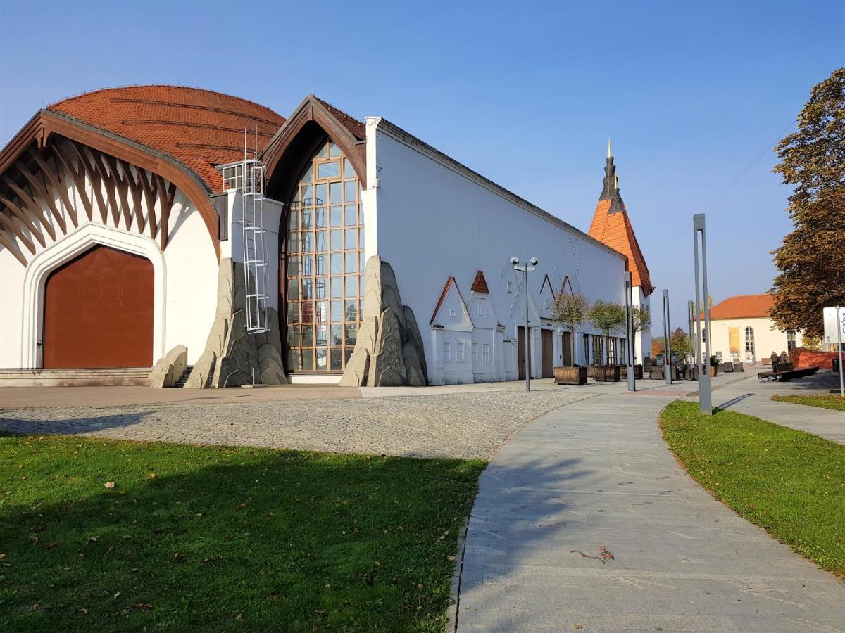 Fado Apartments Lendava Exterior photo